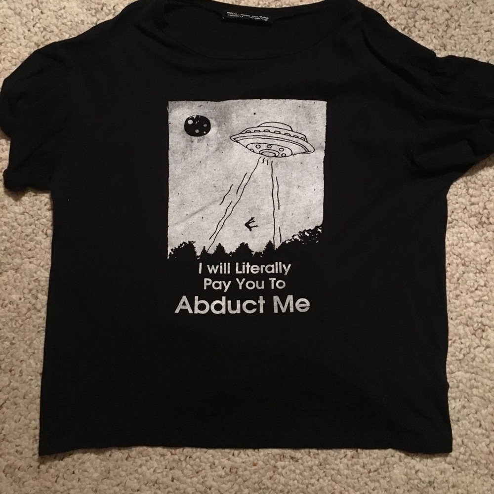 Black tee